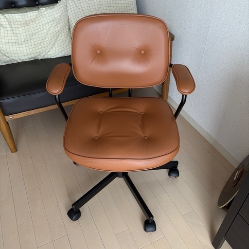 イケア 牛皮 オフィスチェアー アレフィェル

