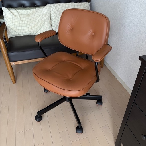 イケア 牛皮 オフィスチェアー アレフィェル