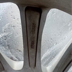 225/35r/20 4本セット　（タイヤ1本パンク中）の画像