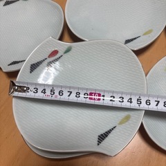 お皿　可愛い形です　7皿の画像