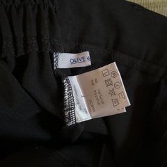 黒パンツ　olieve olieveの画像