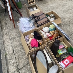 0円　無料コーナー開放中　テレビ台　ワイシャツ　人形　の画像