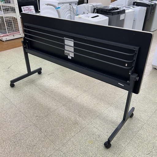 リユースのサカイ東金店 スタックテーブル ※キズあり TJ13827