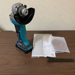 makita GA402D充電式ディスクグラインダーの画像