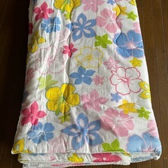 新品　肌掛け布団🌺🌺ハイビスカス柄　ダブル🌺の画像