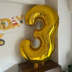 誕生日ガーランド　工事現場の画像