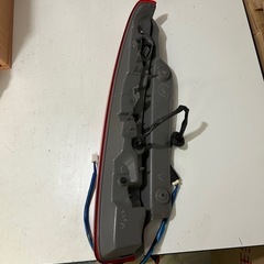 アイシス  テールランプの画像