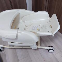 コンビ　ハイローチェア　お譲りいたしますの画像