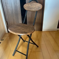 折りたたみ式椅子