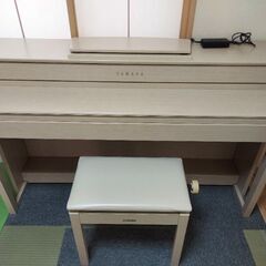 電子ピアノ ヤマハ クラビノーバ CLP-635の画像