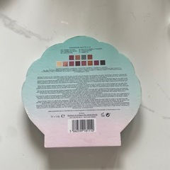 Disney The Little Mermaid Vibe With The Tide eyeshadow palette 12 Shadeの画像