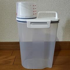 【ほぼ未使用】ライスストッカーの画像
