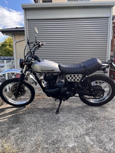 Kawasaki バイクタンク 250tr キャブ車 kawasaki 250TR カスタム車両紹介 2002年式のキャブ車をコツコツ