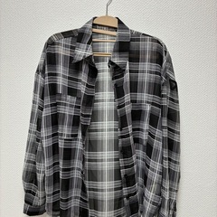 DAZYのチェック柄シアーシャツの画像