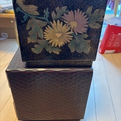 鎌倉彫　小引出　3段　装飾　小引出　3段　中古品の画像