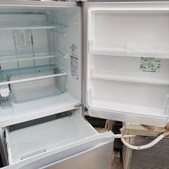 直接引き取り大歓迎‼️その場合は3,000円引き⭐︎大阪府下又は近郊は配送設置込み🉑東芝 340L 冷凍冷蔵庫 GR-H34S(S) 2016年製/MPJ082-13の画像