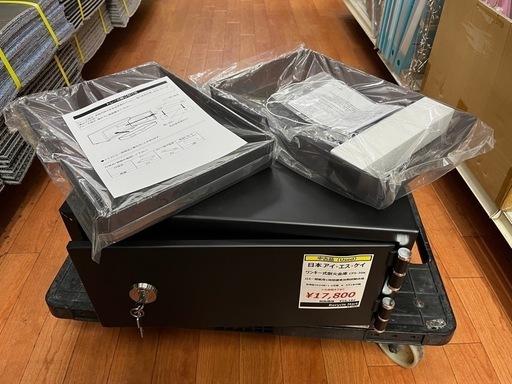 日本アイ・エス・ケイ ワンキー耐火金庫 CPS-30K【リサイクルマート下関店】