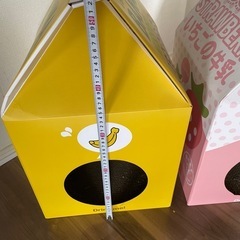 ミルクパック型ダンボール製キャットハウス（爪とぎ付き）2個セットの画像