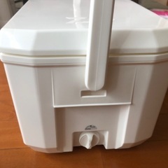 ダイワ 両開きクーラーボックス 24Lの画像