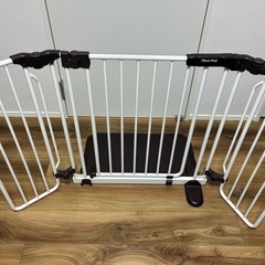 日本育児　ベビーゲート　部品一部なしの画像