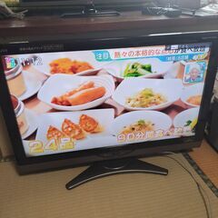 シャープ AQUOS 32型 液晶テレビ LC-32SC1 の画像