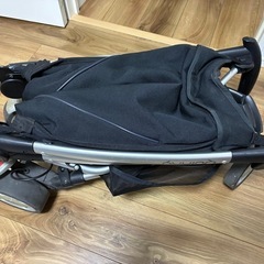 クイニー　ベビーカー　バギー　の画像