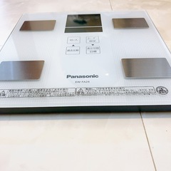 【美品】Panasonic 体重計　の画像