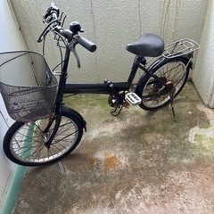 折り畳み自転車の画像