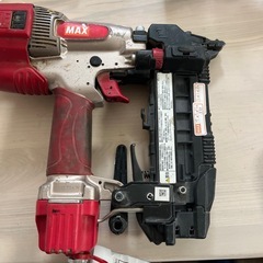 MAX釘打ち機の画像