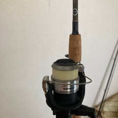 シマノ スピニングリール ソララ釣竿セットの画像