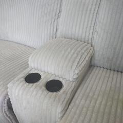 新品イエローボックスソファーの画像