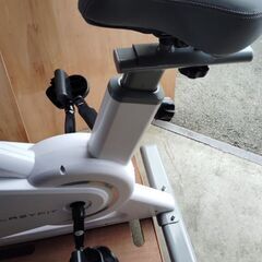 【相模原市中央区田名】◎引き取り限定◎ LAZYFIT 700シリーズ エクササイズバイク■各種アプリ対応♪フィットネスの画像