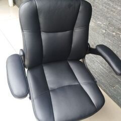 【超美品・お届けも可能です】エグゼクティブチェア オフィスチェア ブレイズミニ 肘付き高機能チェア BLAZE-mini ブラックの画像