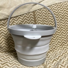 畳めるバケツの画像