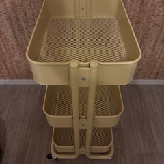 IKEA 食器棚の画像