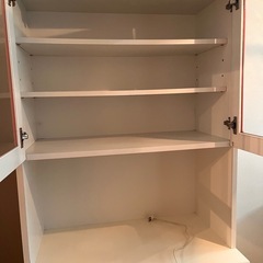 食器棚の画像