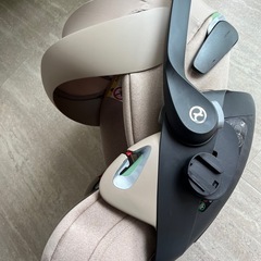 Cybex クラウド T i-Sizeの画像