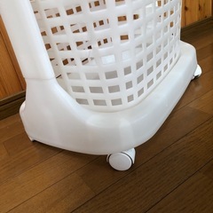 2段ランドリーバスケットの画像
