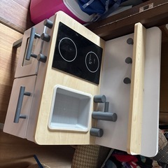 IKEA おままごとキッチンの画像