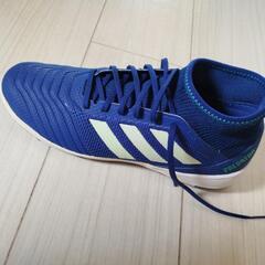 Adidas Predator フットサルの画像