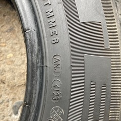 195/65R15スタッドレスタイヤ2本の画像