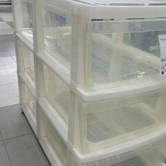 ★リユースのサカイ千葉中央店★期間限定割引有  プラスチックチェスト  H63×D74×W39 クリーニング済み TC4189の画像