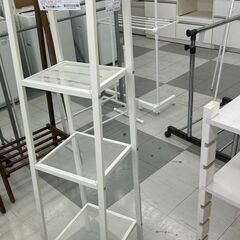 ★リユースのサカイ千葉中央店★期間限定割引有  ラック ホワイト H147×D36×W35 クリーニング済み TC4197の画像