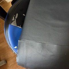 引取り限定！スピーカー付きチェアーの画像