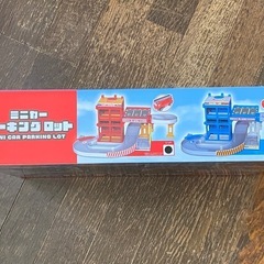 【未開封】ミニカーパーキングロット 立体駐車場セットの画像
