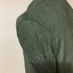 モスグリーン　光沢あり　ロング　オシャレの画像