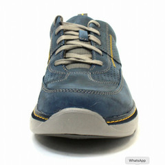 クラークス Clarks スニーカー 靴 革靴 カジュアルシューズ Charton Mix 本革 レザー ネイビー メンズ ブランド 男性向け 人気 新品 未使用の画像