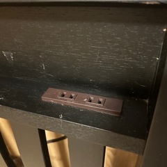セミダブルサイズのベッドフレームの画像