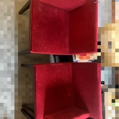 赤ソファ 椅子の画像