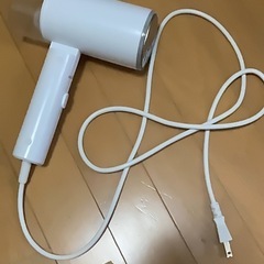 スチームアイロンの画像
